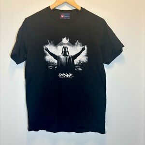Chunk Welcome to the Darkside Black Graphic T-Shirt for Men Size M
